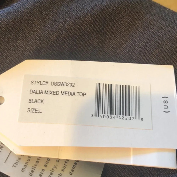 NWT Universal Standard Dalia Mixed Media Top - Picture 11 of 14